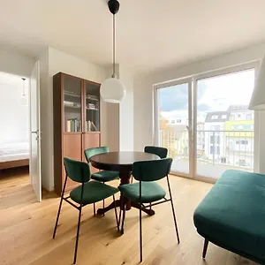 https://stad10-apartments-very-close-to-subway-u2-stadlau.vienna-besthotels.com